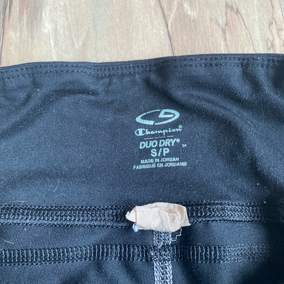 Champion Black Cropped yoga/dance leggings - Picture 2 of 4